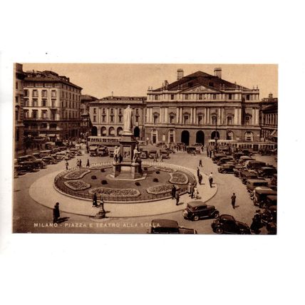 NICE PRINTED POSTCARD OF THE THEATRE LA SCALA MILAN ITALY CARS ETC. (3878)