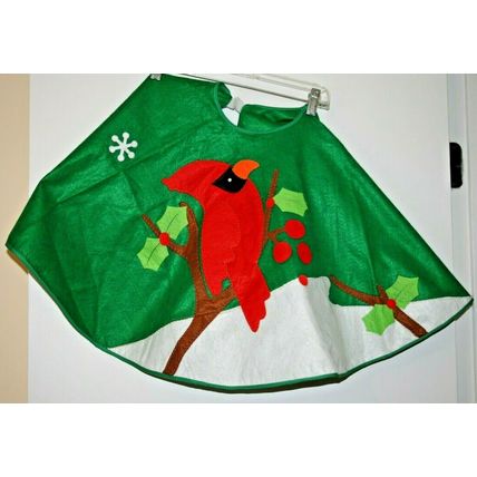 DolgenCorp Felt 40" Cardinal & Snowflakes Christmas Tree Skirt