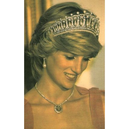 Princess Diana at State Banquet Jewellery Ottowa Canada Postcard
