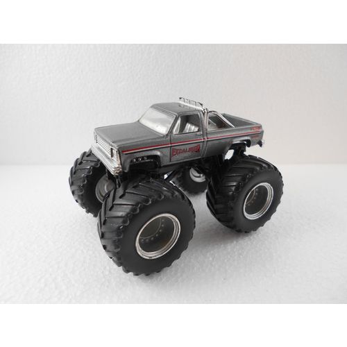 Hotwheels 4x4 MONSTER Jam TRUCK Excaliber (silver) good condition