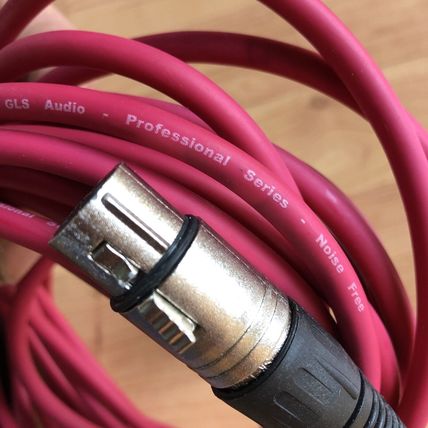 Peyou 25' XLR Microphone Cables Color Quantity 2 Blue Red