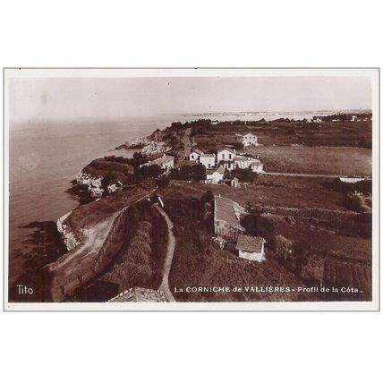 17 - ROYAN - LA CORNICHE DE VALLIERES