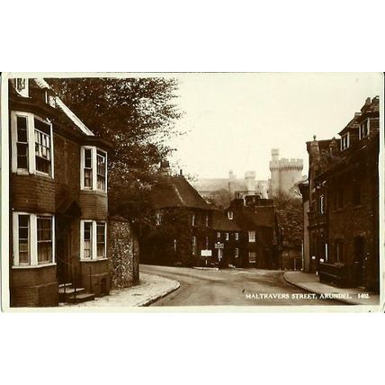 Sussex ARUNDEL Maltravers Street Postcard (Norman 1402)