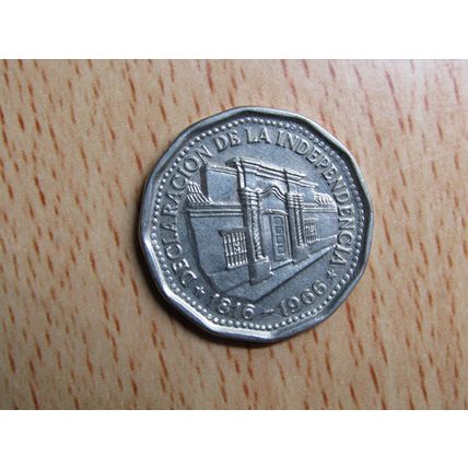 Argentina 1966 10 Peso Coin
