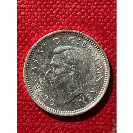 GB 1944 SILVER THREEPENCE COIN, IN GOOD EXTREMELY FINE+ GRADE.