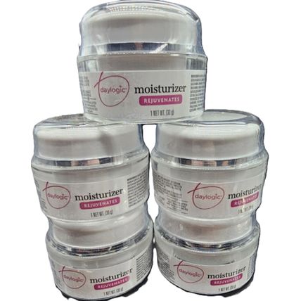 Daylogic Rejuvenates Moisturizer 30g EACH PACK OF 5