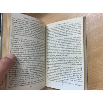 1957 "PICTURE A COUNTRY VICARAGE" ANTHONY BRODE HARDBACK BOOK (P3)