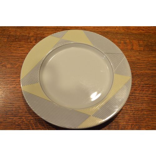 Criss Cross by MIKASA Salad Plate