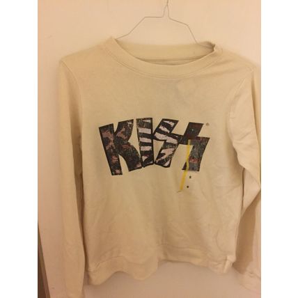 NEW Women's Animal Print Kiss Graphic - Off-White Small Sweatshirt