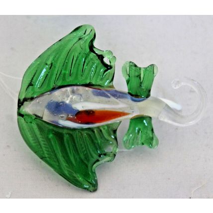 Vintage, ( 1970's) Hand Made, Art Glass Floating Manta Ray