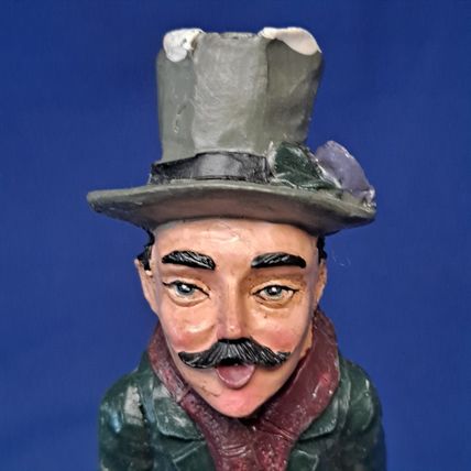 Vintage Windsor Collection PENCIL CAROLER 8" Figurine Skinny Santa Christmas