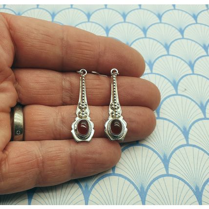 Vintage 925 Sterling Silver and Red Carnelian Cabochon Drop Earrings With Box