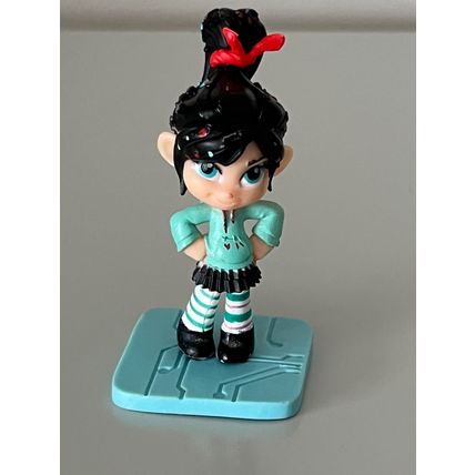 WRECK IT RALPH VANELLOPE MINIATURE FIGURE