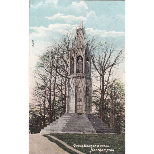 Queen Elenors Cross Northampton Postcard (NTH71391)