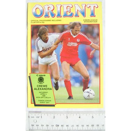 1986 programme Leyton orient v. Crewe Alexandra