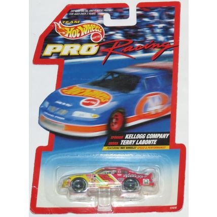 1997 Hot Wheels Pro Racing Terry Labonte Kellogg's Car #5