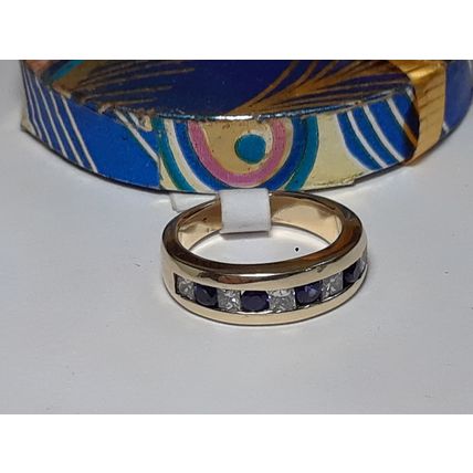 Estate .85ctw Natural Princess Diam&Rd Saph 14Kt Y/Gold S-3.5 Channel Band#20154