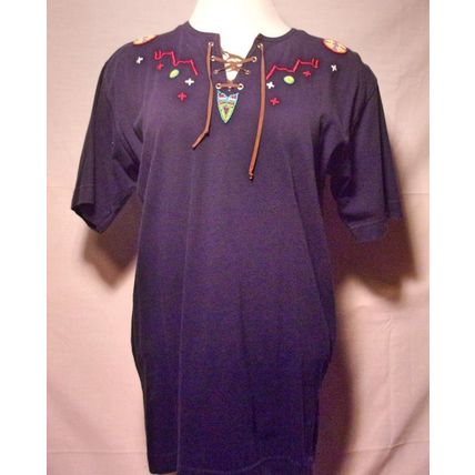 Vintage Southwestern Ladies Tee Shirt Nice Beadwork and Detailing Size Small