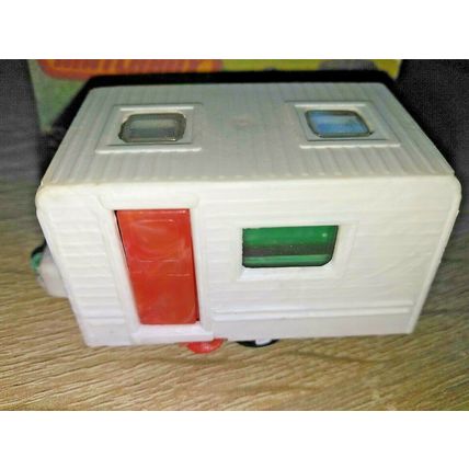 Matchbox No31 - Caravan replica - with replica boxes