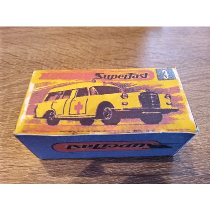 Matchbox - No3 Mercedes "Binz" Ambulance white - Replica / Repro Box