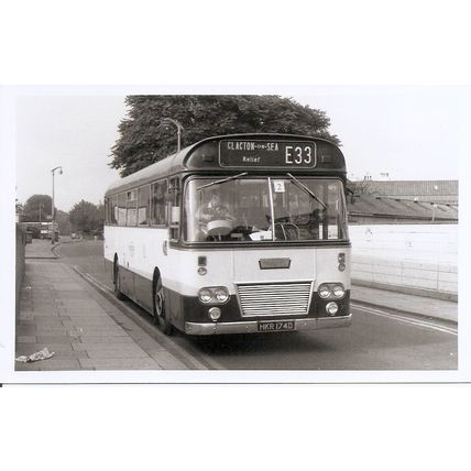 Black & White Photograph of Maidstone & District Motor Services Ltd. - HKR 174D