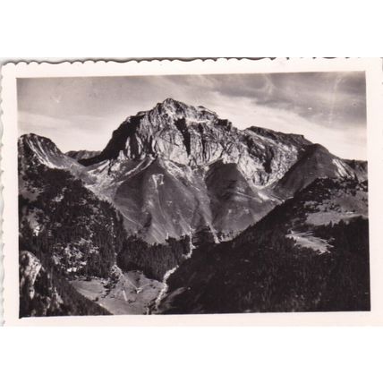 Cornettes de Bise France Picture card 9 x 6cm VGC
