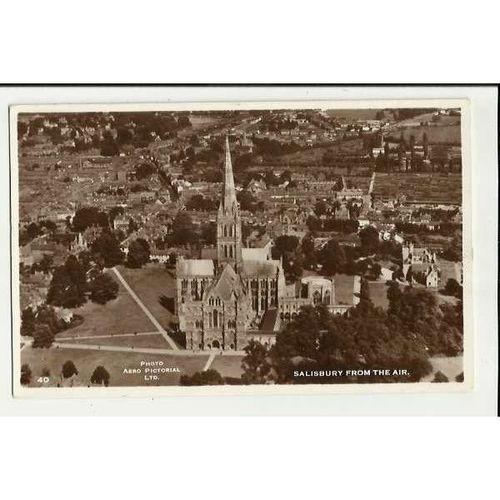 Wiltshire SALISBURY Aerial Postcard (40)