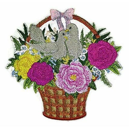 Lovebirds Basket Embroidered Iron on/Sew patch [5.5" X 5"]