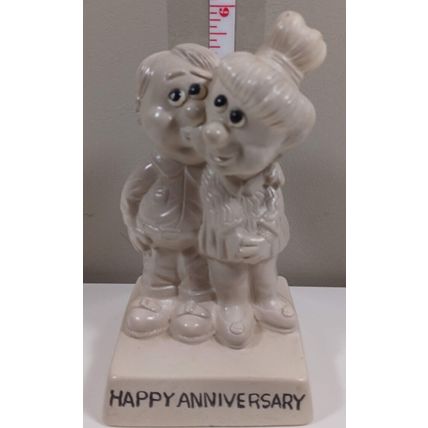 W & R Berries 6.5" Resin Statue 1970 HAPPY ANNIVERSARY very nice