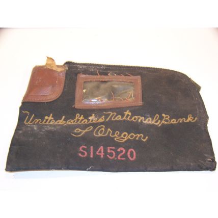 UNITED STATES NATIONAL BANK OF OREGON MONEY DEPOSIT BAG S14520