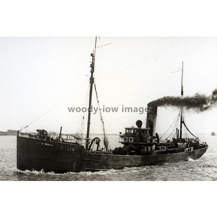 TZ007 - Fleetwood Trawler - Daily Herald FD101 - print 6" x 4"