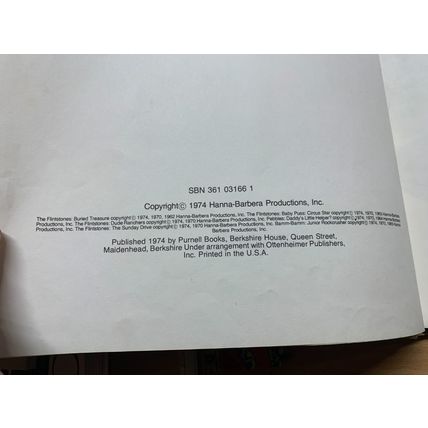 1974 "FLINTSTONE GIANT STORY BOOK" ILLUSTRATED ANNUAL HARDBACK BOOK (P4)
