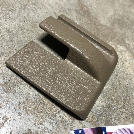 Volvo 3539682 850R 850 S70 V70 V70R Front Seat Track Cover Trim Bezel Tan