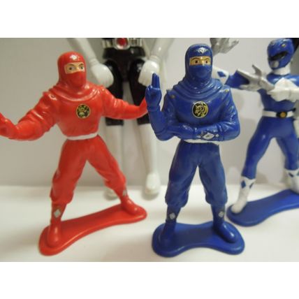 Vintage 1993 & 1995 Bandai Mighty Morphin Power Rangers Action Figures 7