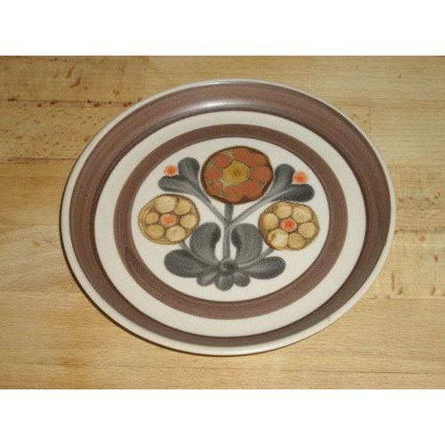 Langley Stoneware Mayflower Tea Plate