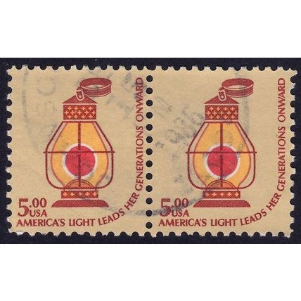 UNITED STATES 1979 $5 Lantern Sc#1612 pair - USED @P1114