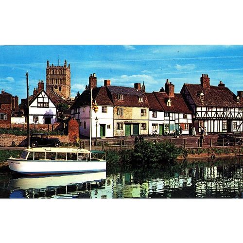 Colour Postcard - River Severn Tewkesbury, Gloucs