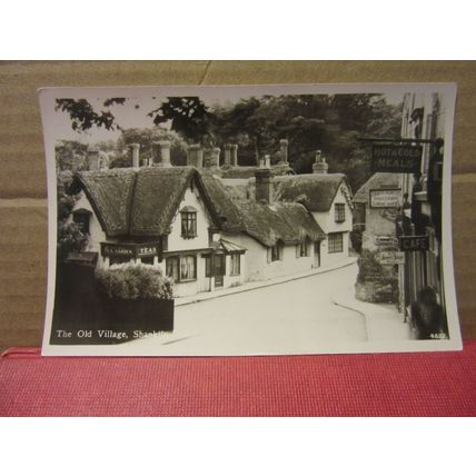 THE OLD VILLAGE, SHANKLIN, ISLE OF WIGHT unused vintage postcard RP by NIGH =