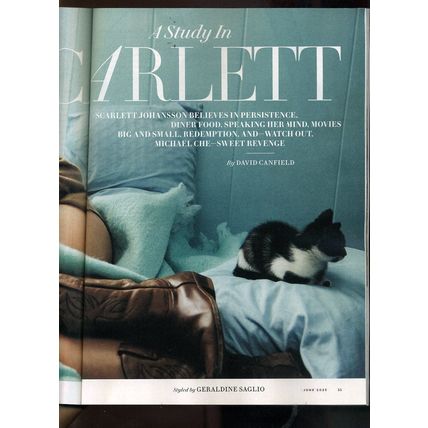 Vanity Fair SCARLETT JOHANSSON cover "KNOWS NO FEAR" UNSINKABLE KATHY BATES NEW