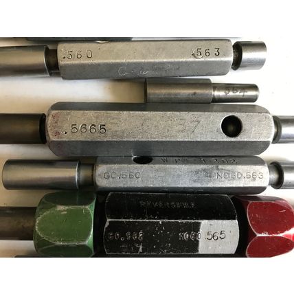 LOT THE PIPE MACHINERY GO NO GO PLUG GAGE .553,.557,.565,.562,.557,.555,.570,ET