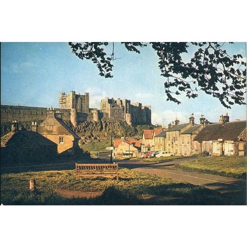 Vintage GB Postcard - Bamburgh Village & Castle, Northumberland
