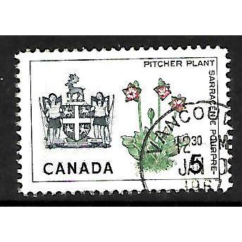 CANADA 1966 5c PITCHER PLANT AND ARMS OF NEWFOUNDLAND SG552 FINE USED
