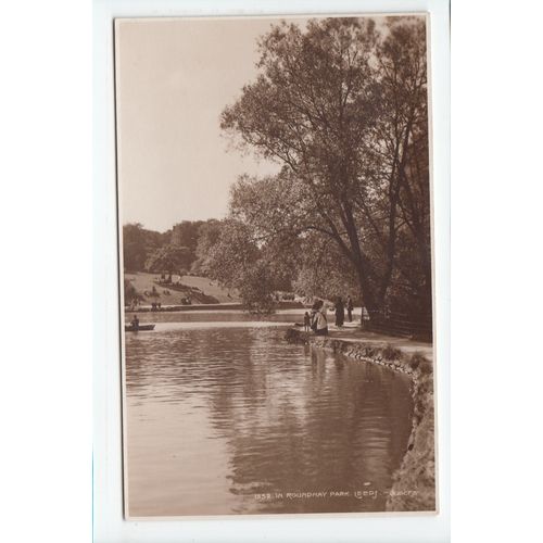 In Roundhay Park Leeds Postcard West Yorkshire 1552
