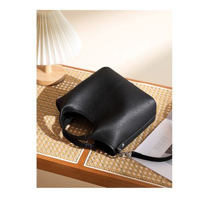 Women Genuine Leather Shoulder Bags Classic Crossbody Purses Black