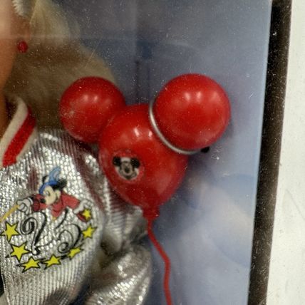 Mattel Walt Disney World Barbie Special Edition 1996 Doll Toy Collection Vintage