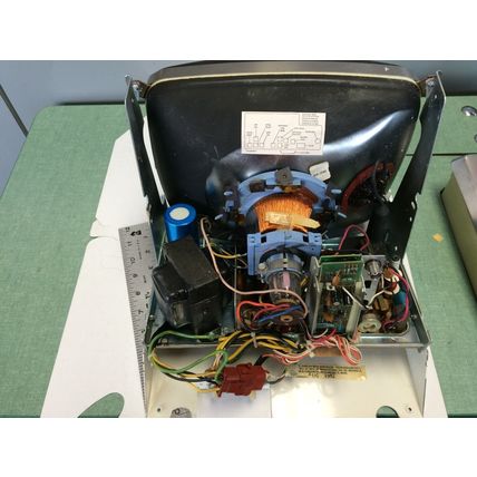 MOTOROLA DS3000-165 12" CRT MONITOR,7c 25974 ,115/230VAC,EIA 185,903PAMGRS,CF