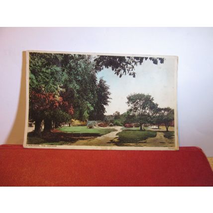 WIMBLEDON COMMON, London used vintage postcard by Photochrom 1943 pm =