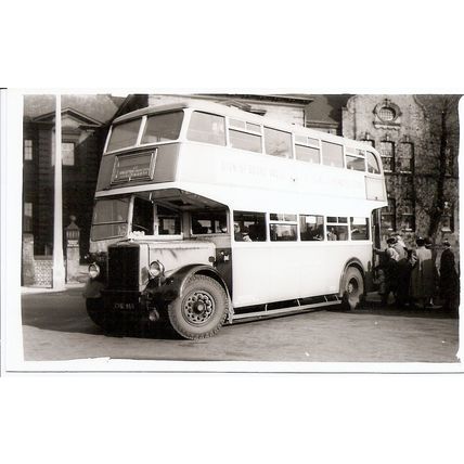 Black & White Photograph of Yorkshire Traction Co. Ltd. - CHE 615