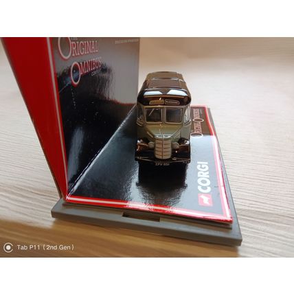 CORGI BEDFORD OB COACH (PRE OWNED)