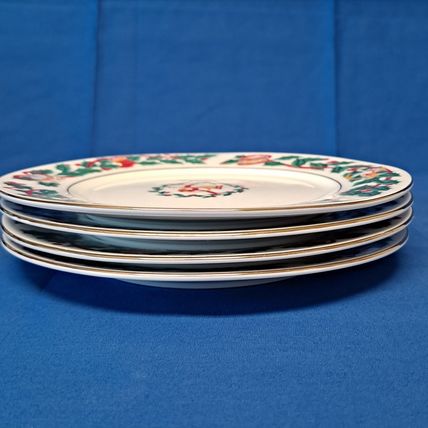 Lot 4 Royal Majestic CHRISTMAS EVE 7 1/2" Salad PLATES China Dessert Holly Horn